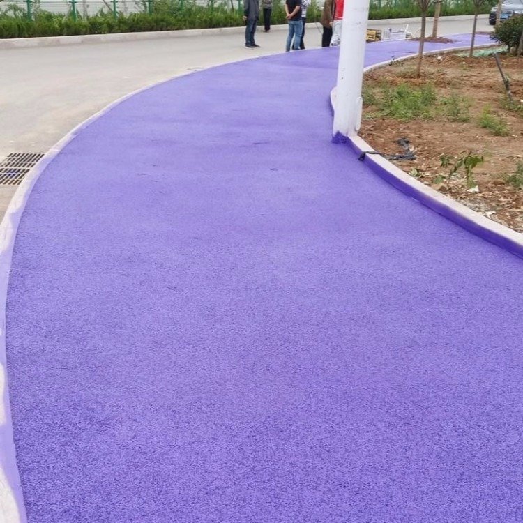 透水混凝土与彩色沥青路面的区别