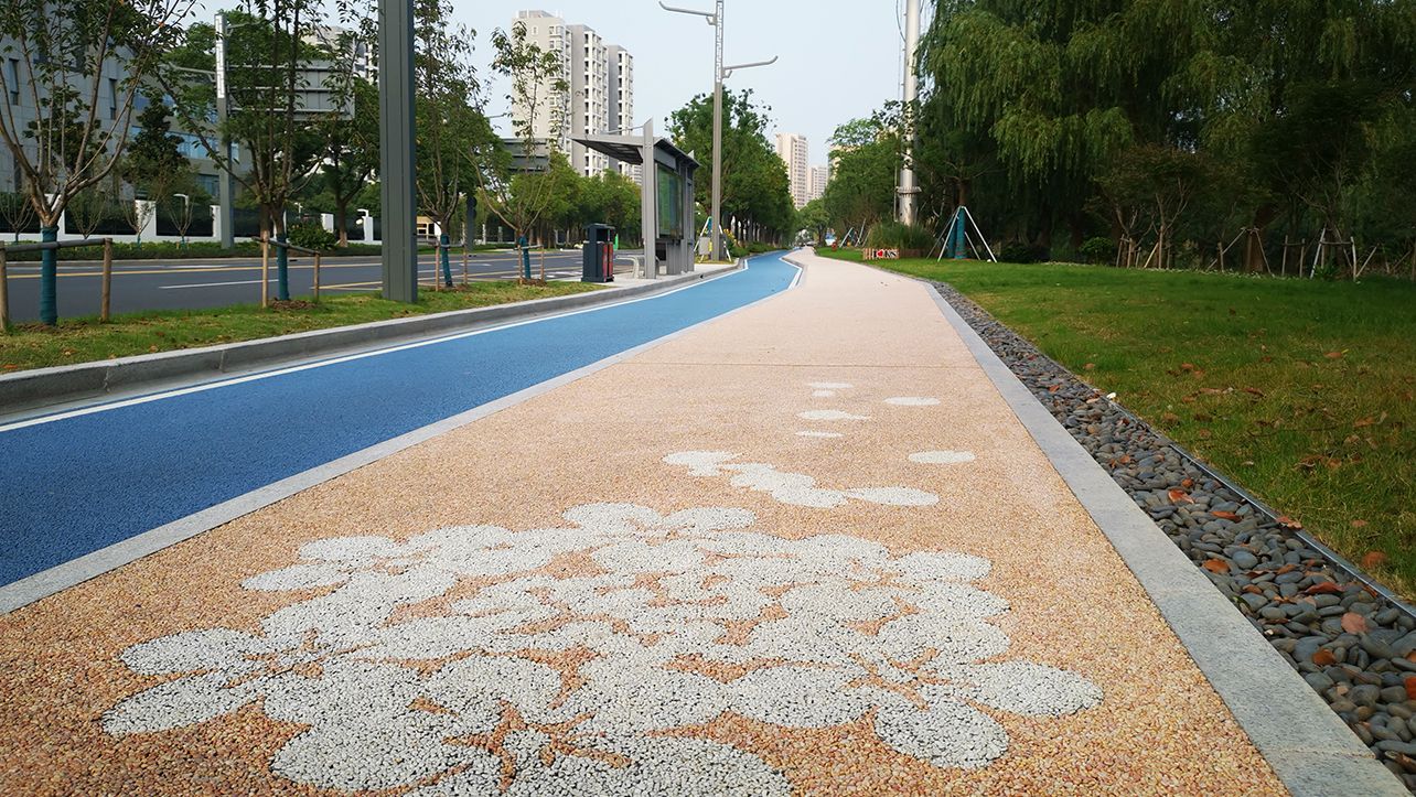 胶粘石如何施工